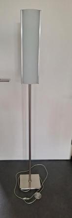 Vloerlamp met melkglas, Huis en Inrichting, Lampen | Vloerlampen, Ophalen, Gebruikt, 150 tot 200 cm