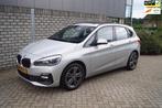 BMW 2-serie Active Tourer 220i High Executive Launch Edition, Auto's, BMW, 1998 cc, Gebruikt, USB, Zilver of Grijs