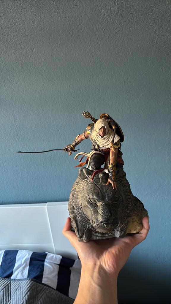 Assassins Creed Origins Bayek beeld/Statue, Spelcomputers en Games, Games | Overige, Zo goed als nieuw, Avontuur en Actie, 1 speler