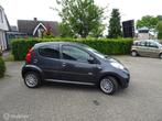 Peugeot 107 1.0-12V Millesim 200, Voorwielaandrijving, Euro 5, Stof, Gebruikt