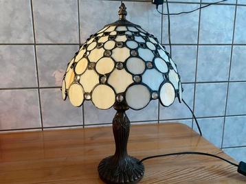 Tiffany glas lamp 40 hoog vaste prijs 59 euro beschikbaar voor biedingen