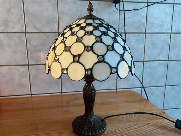 Tiffany glas lamp 40 hoog vaste prijs 59 euro, Huis en Inrichting, Lampen | Tafellampen, Zo goed als nieuw, Minder dan 50 cm, Glas