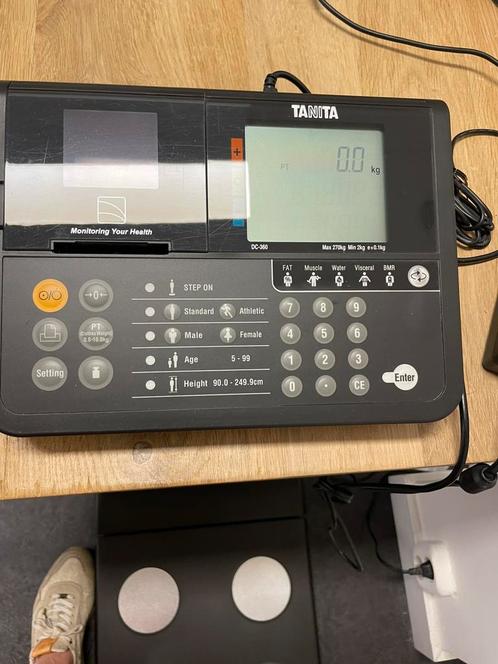 Tanita DC 360-S weegschaal, Witgoed en Apparatuur, Weegschalen, Zo goed als nieuw, Personenweegschaal, 1 tot 500 gram, Minder dan 10 kg