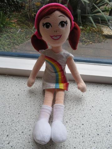 Zachte pop van K3 kastanjebruin haar merk Studio 100 beschikbaar voor biedingen