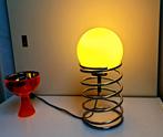 Spiraal bollamp tafellamp stijl Ingo Maurer vintage mooi , Huis en Inrichting, Lampen | Tafellampen, Ophalen, Gebruikt, Vintage retro seventies design