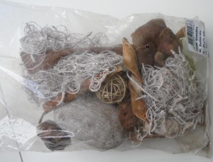 TAFELDECO EXOTEN MIX SET ROOD EN GRIJS Nieuw, Huis en Inrichting, Woonaccessoires | Kunstplanten en Kunstbloemen, Nieuw, Binnen