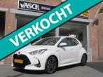 Toyota Yaris 1.5 Hybrid Dynamic Navi Trekhaak Rijklaar Bovag, 12 maanden, Gebruikt, 450 kg, Wit
