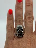 X538 Prachtige zilveren skull ring maat 21, 20 of groter, Ophalen of Verzenden, X, Dame of Heer