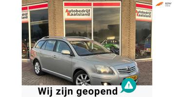 Toyota Avensis Wagon 2.2 D-4D Luna - Cruise - Clima - 6 Bak beschikbaar voor biedingen