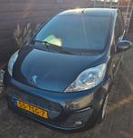 Peugeot 107 in nieuwstaat! 2012/45653 km!!! 1.0 12V 68PK 3DR, Auto's, Peugeot, Voorwielaandrijving, Stof, Zwart, 4 stoelen