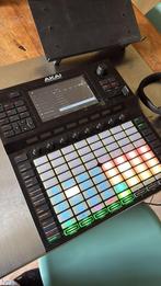 Akai Force - Muziekproductie Werkstation, Muziek en Instrumenten, Midi-apparatuur, Ophalen of Verzenden, Gebruikt