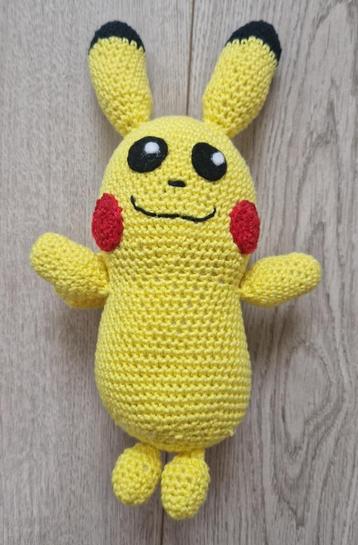 Gehaakte Pikachu beschikbaar voor biedingen
