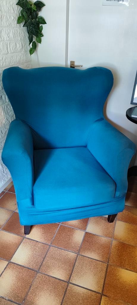 Oorfauteuil met blauwe hoes, Huis en Inrichting, Fauteuils, Gebruikt, Stof, 75 tot 100 cm, 75 tot 100 cm, Ophalen