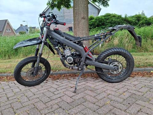 Derbi Senda DRD 2002 project, Fietsen en Brommers, Brommers | Derbi, Gebruikt, Maximaal 45 km/u, Ophalen