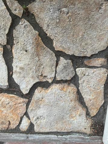 Flagstones (natuursteen) te koop – zelf verwijderenofophalen beschikbaar voor biedingen