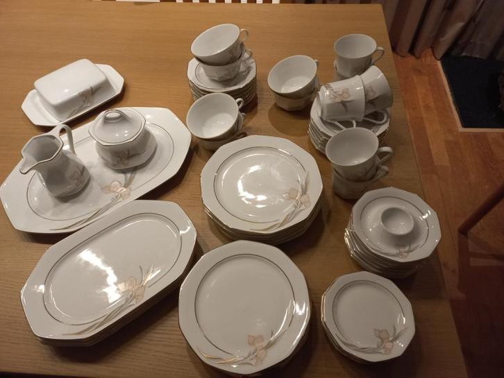 Mooi 6-persoons ontbijt / theeservies, Huis en Inrichting, Keuken | Servies, Zo goed als nieuw, Compleet servies, Overige stijlen