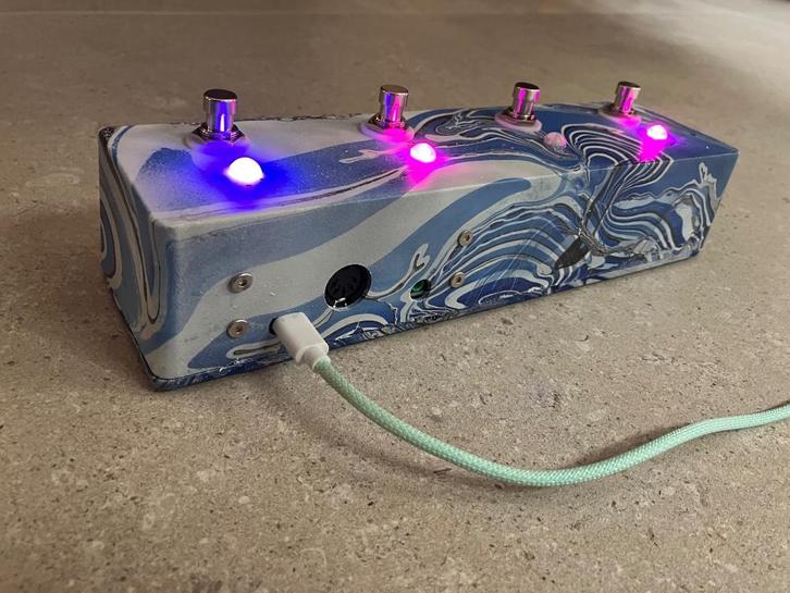 midi pedalboard, Muziek en Instrumenten, Midi-apparatuur, Zo goed als nieuw, Verzenden