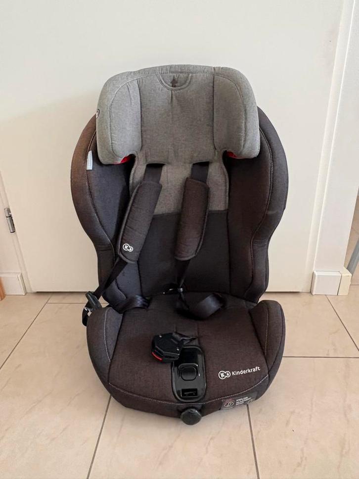 Kinderkraft Autostoel - Veilig & Comfortabel, Kinderen en Baby's, Autostoeltjes, Gebruikt, Overige merken, 9 t/m 36 kg, Autogordel