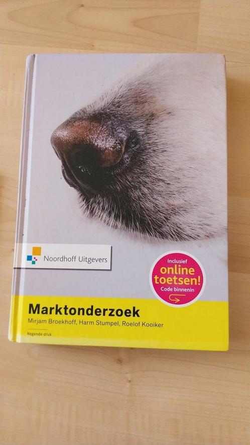 Marktonderzoek Broekhoff - Incl. online toetsen!, Boeken, Economie, Management en Marketing, Zo goed als nieuw, Economie en Marketing