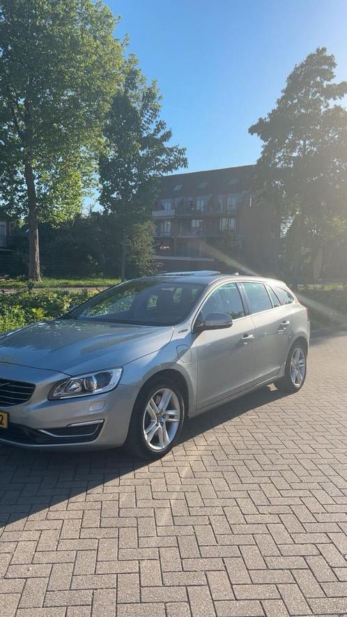 Volvo V60 D6 215pk Plug-in Hybrid 2013 Grijs, Auto's, Volvo, Particulier, V60, Hybride Elektrisch/Benzine, Plug-in hybride, A