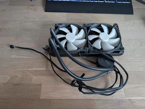 NZXT Kraken X61, Computers en Software, Computerkoelers, Gebruikt, Waterkoeling, Ophalen of Verzenden