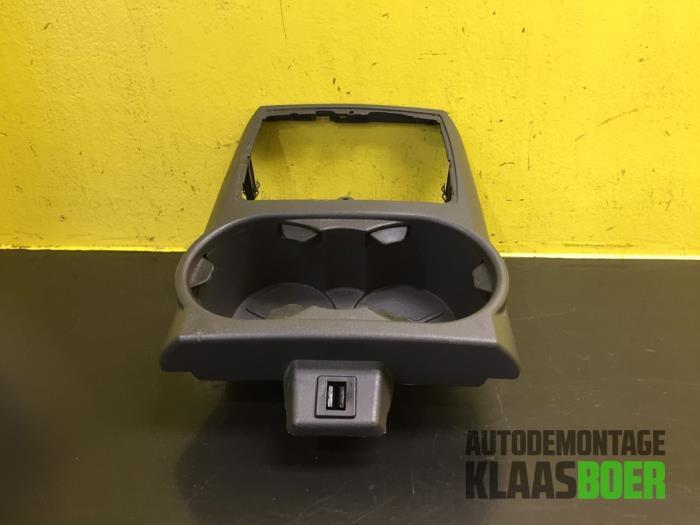 Bekerhouder van een Ford C-Max, Auto-onderdelen, Interieur en Bekleding, Ford, Gebruikt, 6 maanden garantie, 12 maanden garantie