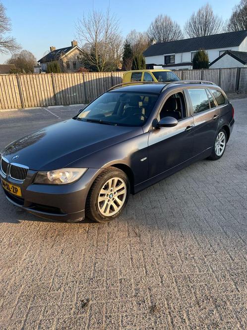 BMW 3-Serie 2.0 318 I Touring AUT 2007 Grijs, Auto's, BMW, Bedrijf, 3-Serie, ABS, Airbags, Airconditioning, Alarm, Apple Carplay