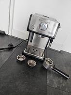 Koffieapparaat - Delonghi, Witgoed en Apparatuur, Koffiezetapparaten, Ophalen, Gebruikt, Espresso apparaat, Afneembaar waterreservoir