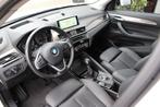 BMW X1 sDrive20i Pano | Trekhaak | Leder | HeadUp | PDC | St, 1998 cc, Wit, Bedrijf, SUV of Terreinwagen