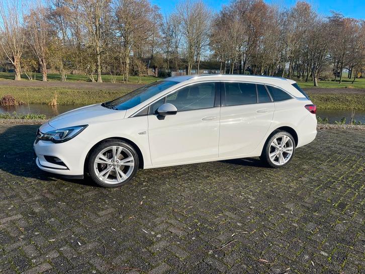 Opel Astra Sports Tourer Ultimate1.6 Turbo 200pk trekh. Aut, Auto's, Opel, Bedrijf, Astra, ABS, Achteruitrijcamera, Adaptieve lichten