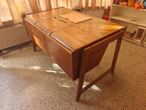 Klassiek Hollands Bureau, Huis en Inrichting, Bureaus, Gebruikt, Bureau, Ophalen