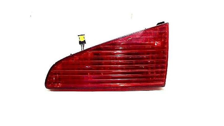 Achterlicht kofferdeksel achterklep rechts Peugeot 607, Auto-onderdelen, Verlichting, Peugeot, Gebruikt, Herkomst onderdeel bekend