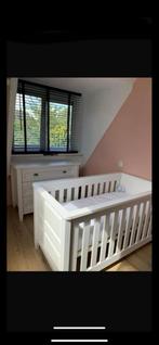 Marbella Babykamer Set - (meegroei)Ledikant & Dressoir, Ophalen, Zo goed als nieuw, Ledikant
