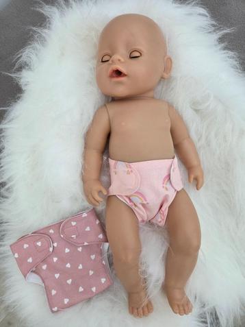 2 luiers voor Baby Born 43 cm. beschikbaar voor biedingen