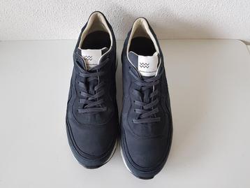 Floris van Bommel donker blauwe sneakers maat 42.5 / Uk 8.5 beschikbaar voor biedingen