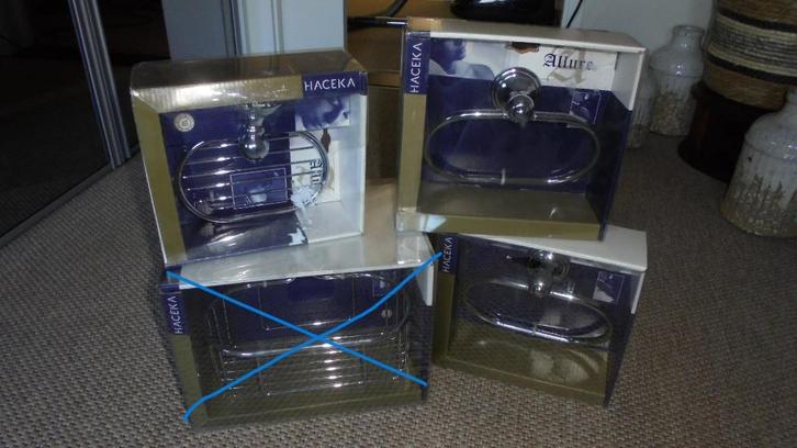nieuw, rvs HACEKA ALLURE handdoekenringen & zeepbakje, Huis en Inrichting, Badkamer | Badtextiel en Accessoires, Nieuw, Overige typen