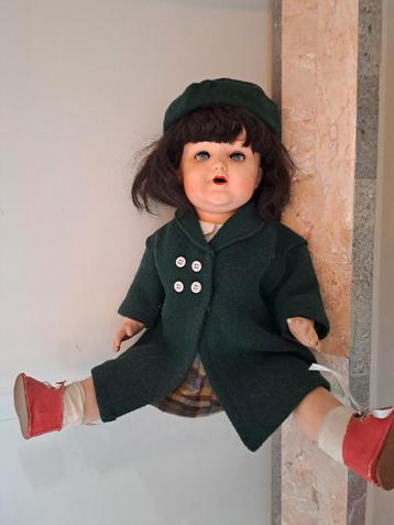 Antieke Pop Jaren 20 Papier Maché beschikbaar voor biedingen