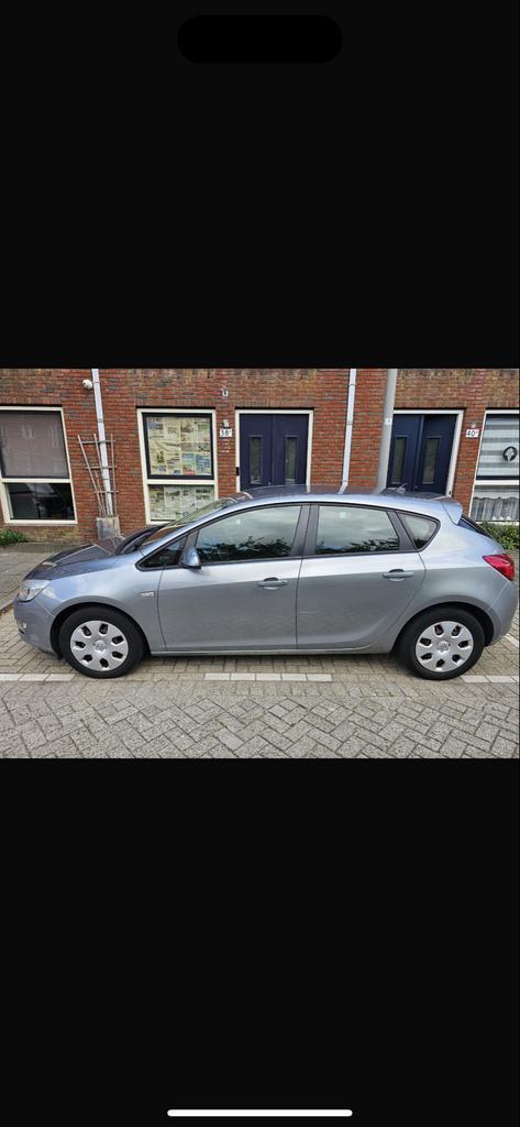 Opel Astra 1.4 Ecotec 74KW 5-D 2011 Grijs, Auto's, Opel, Particulier, Astra, Benzine, A, Hatchback, Handgeschakeld, Origineel Nederlands