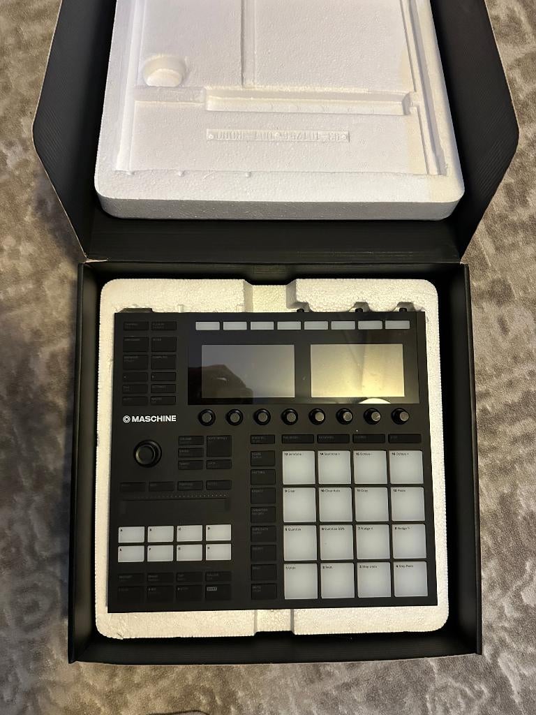 Native Instruments Maschine MK3 – Zwart | Nooit Gebruikt, Muziek en Instrumenten, Drumcomputers, Nieuw, Overige merken, Ophalen