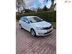 Skoda Rapid Spaceback 1.2 TSI 2017 Greentech Drive NAP NIEUW, Stof, Gebruikt, Bedrijf, Handgeschakeld