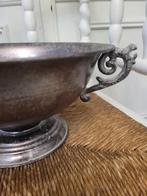 vintage metalen schaal, Huis en Inrichting, Woonaccessoires | Schalen en Manden, Schaal, Ophalen of Verzenden, Zo goed als nieuw