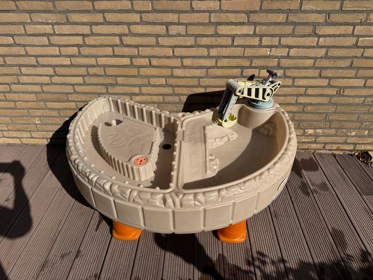 Little Tikes Zand- en Watertafel met Kraan, Kinderen en Baby's, Speelgoed | Buiten | Los speelgoed, Gebruikt, Ophalen