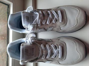 New Balance classic 574  1x gedragen  m 39 najaarscollectie  beschikbaar voor biedingen