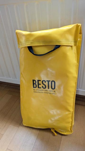 Relingtas  beschikbaar voor biedingen