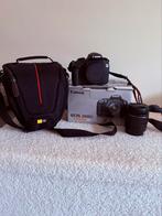 Canon EOS 2000D met 18-55mm lens, Onyx hardcase & statief !, Audio, Tv en Foto, Fotocamera's Digitaal, Ophalen, Zo goed als nieuw