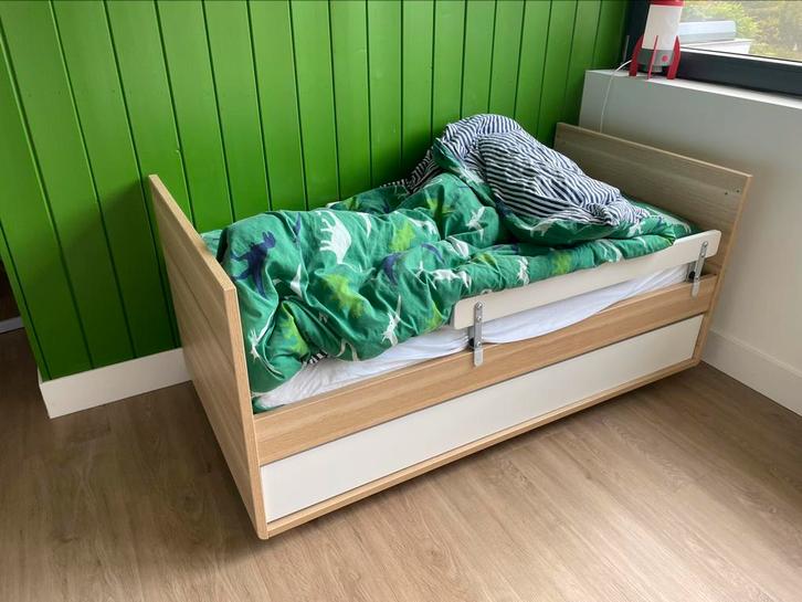 Petite Amelie Retro doorgroeibed-commode-kledingkast, Kinderen en Baby's, Kinderkamer | Complete kinderkamers, Gebruikt, Jongetje of Meisje