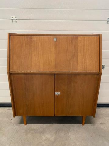 Vintage Secretaire beschikbaar voor biedingen