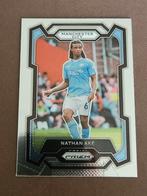 Nathan Ake Manchester City Panini Prizm 2023-24, Verzenden, Nieuw, Meerdere plaatjes