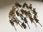 25 speldjes Batavus, Verzamelen, Speldjes, Pins en Buttons, Ophalen of Verzenden, Gebruikt