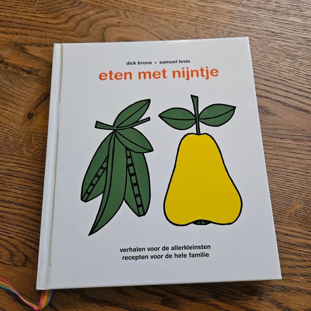 Eten met Nijntje - Kookboek voor het hele gezin, Hoofdgerechten, Ophalen of Verzenden, Zo goed als nieuw, Dick Bruna, Samuel Levie